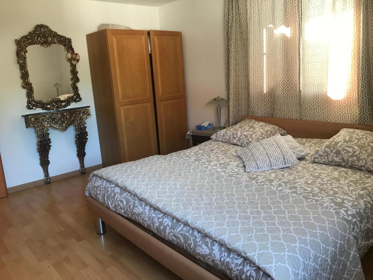 Appartement 2 Chambres Au Coeur Du Vignoble Avec Terrasse Olenevka Ngoại thất bức ảnh