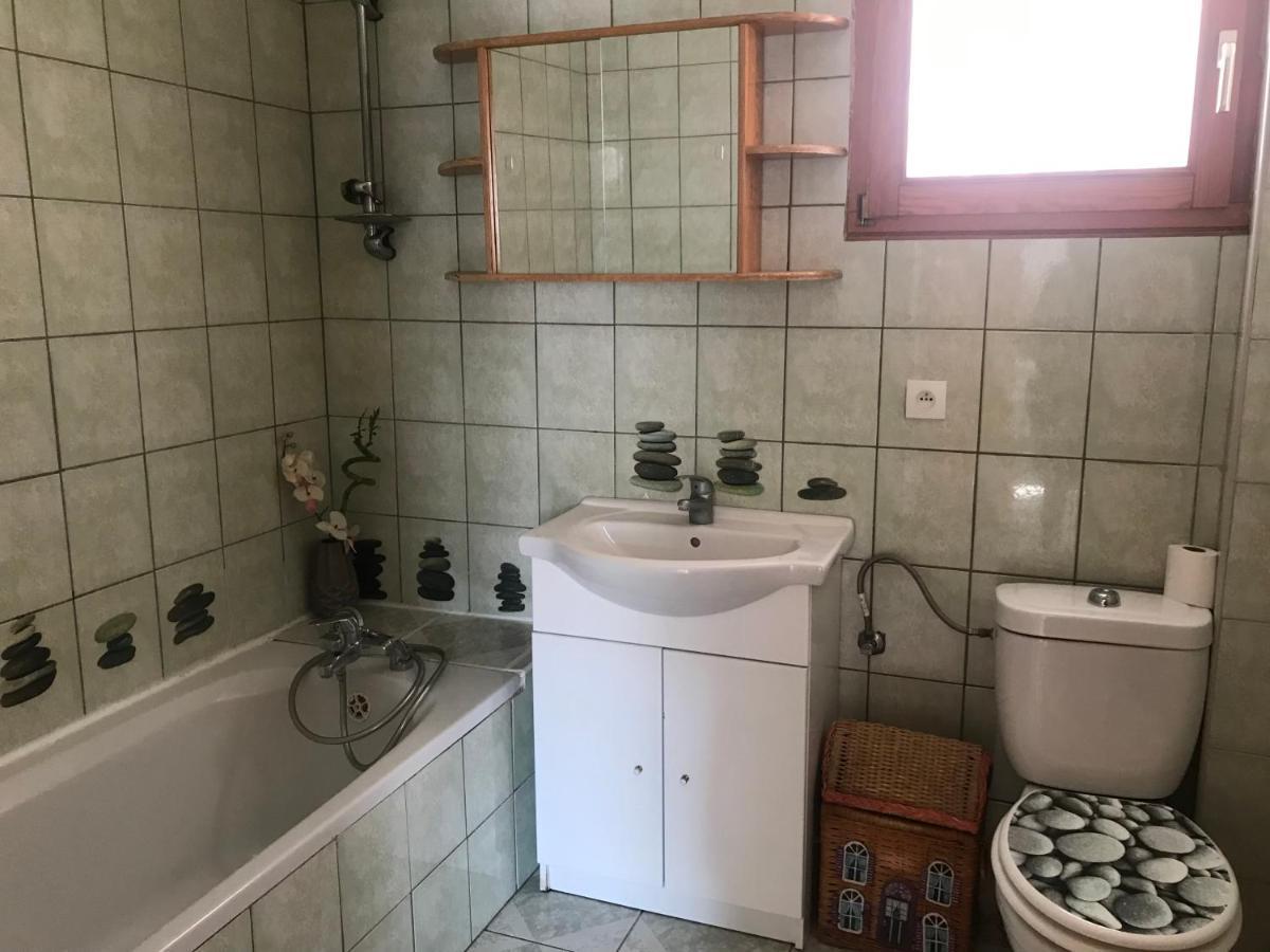 Appartement 2 Chambres Au Coeur Du Vignoble Avec Terrasse Olenevka Ngoại thất bức ảnh